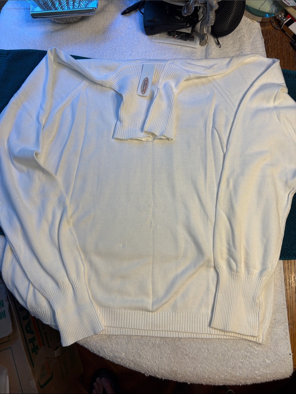 Talbots Cream Lightweight Knit Turtleneck Sweater M